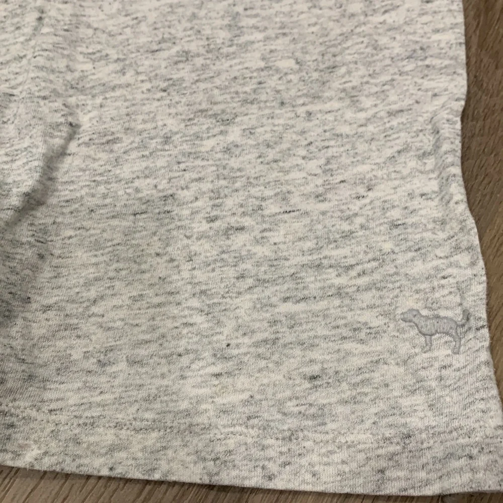 XS PINK Victoria’s Secret T-shirt bundle - Picture 4 of 8